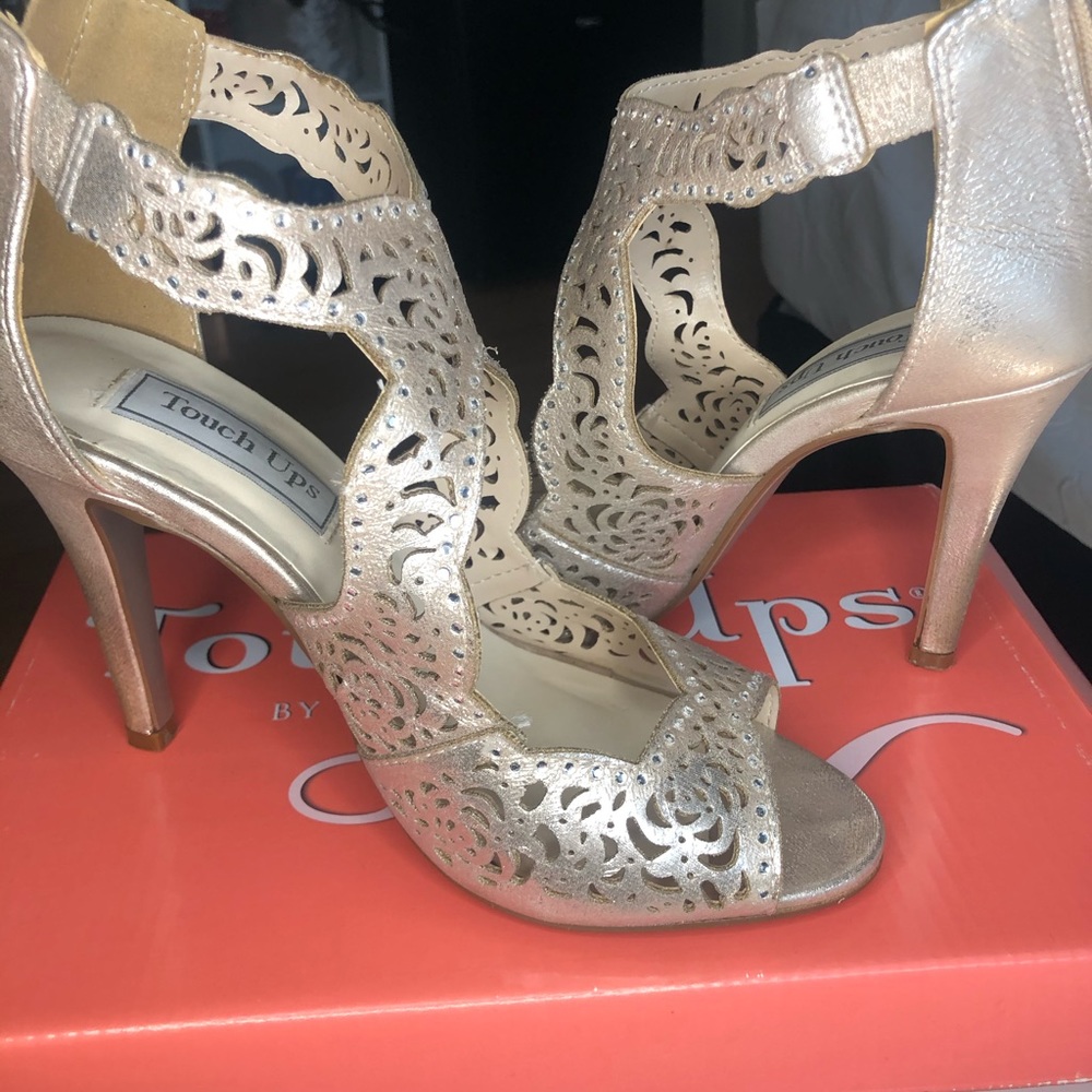 Beautiful champagne heels